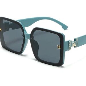 NWOT luxury brand inspired fashion oversized shades sunglasses.